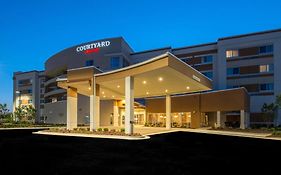 Courtyard By Marriott Columbus